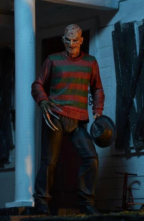 A Nightmare On Elm Street - Ultimate Freddy Krueger Figure