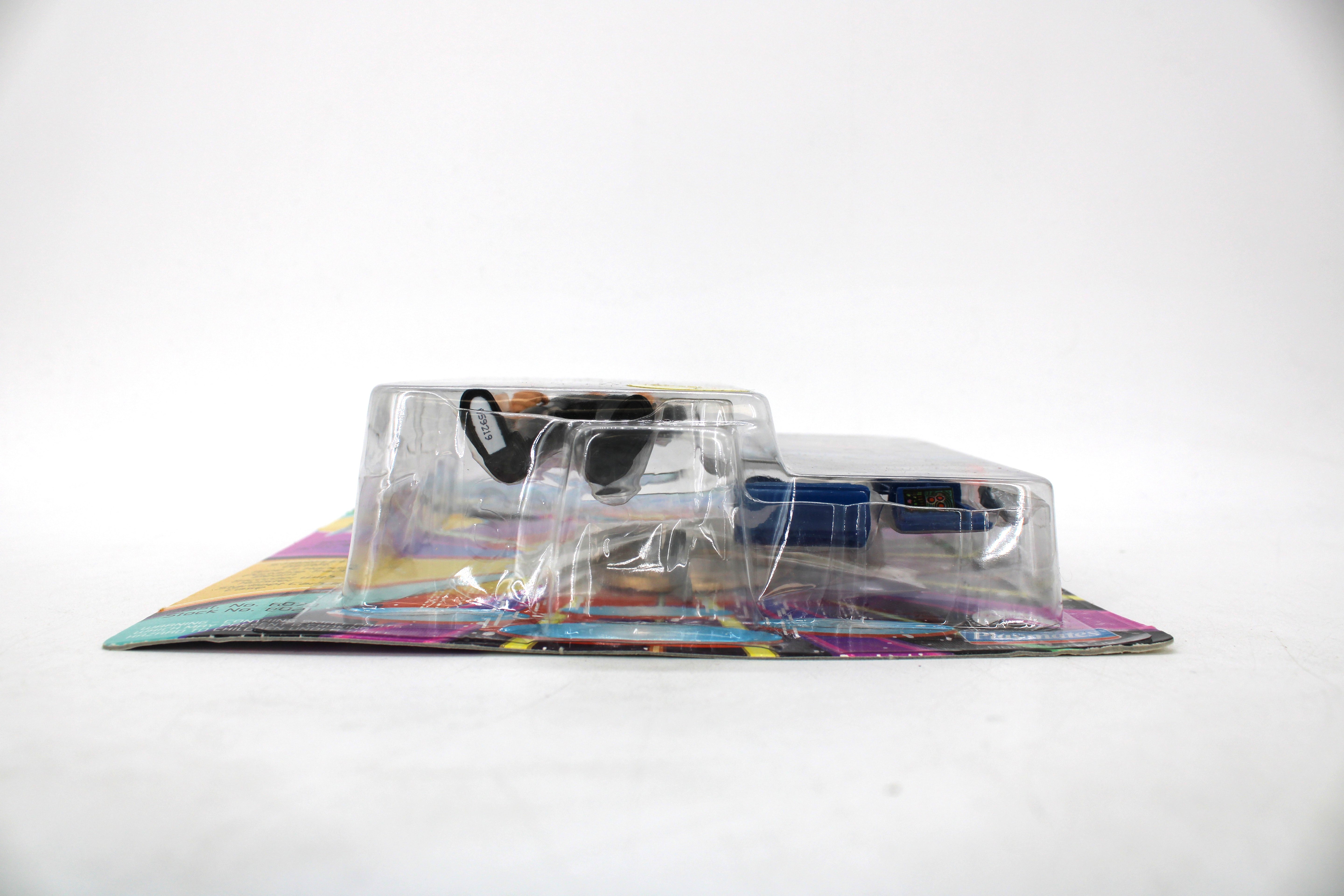 Playmates Star Trek The Next Generation Cadet Wesley Crusher Action Figure (1993) - view 5
