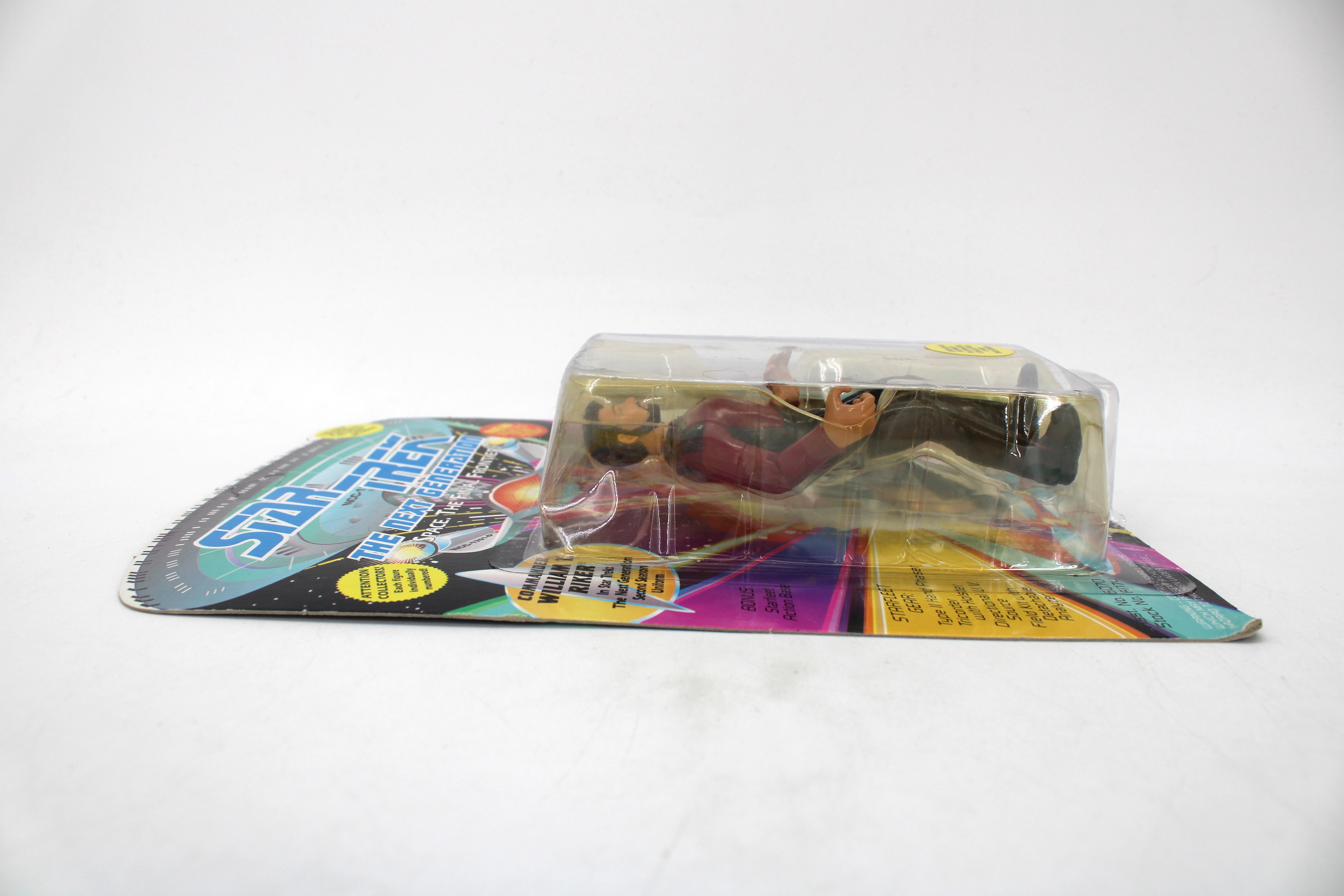 Playmates Star Trek The Next Generation Commander William T. Riker Action Figure (1993) - view 3