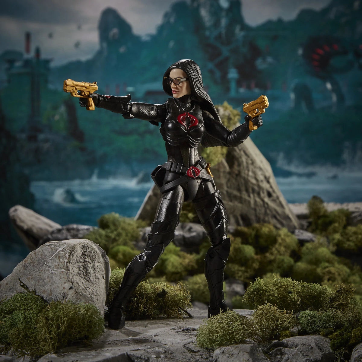 G.I. Joe Classified Series - Baroness with C.O.I.L.