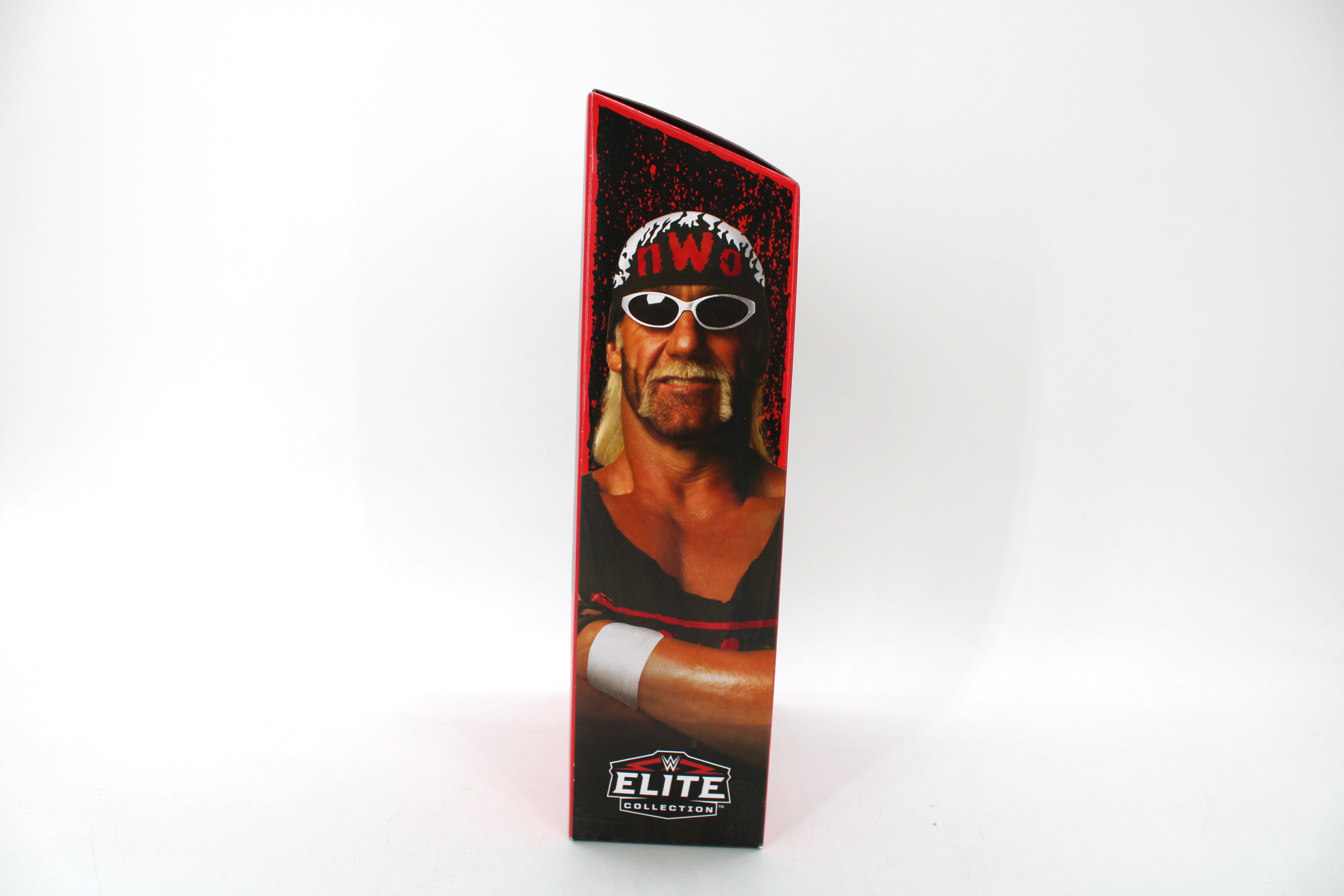 WWE Elite Collection "Hollywood" Hulk Hogan Action Figure (2022 Ringside Collectibles) - view 4