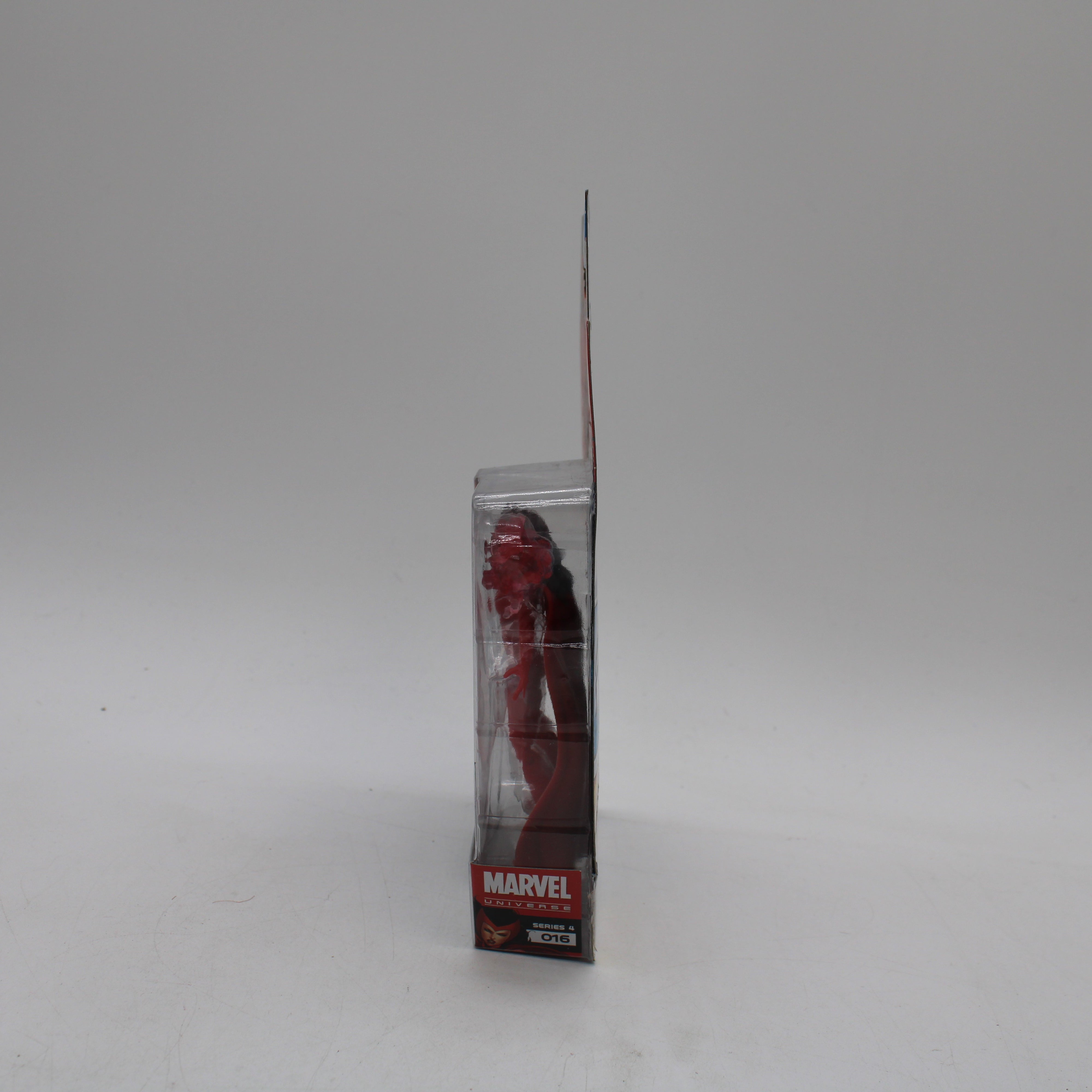 Scarlet Witch Marvel Universe Series 4 Action Figure