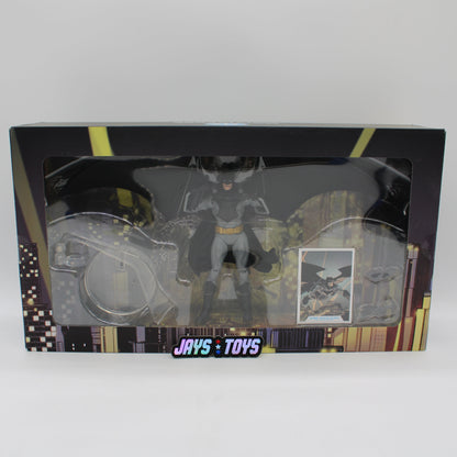 Batman with Bat-Glider DC Multiverse The Thirteen Hour Action Figure