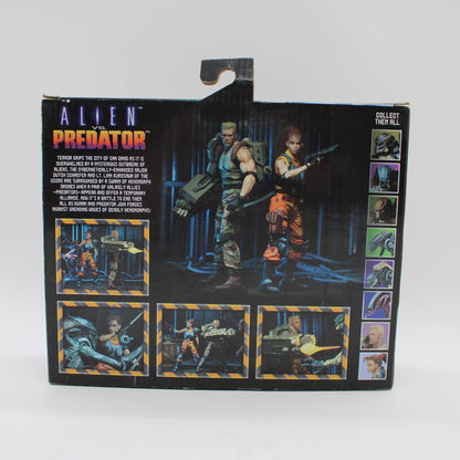 Dutch and Linn Alien Vs. Predator Reel Toys Action Figure Set