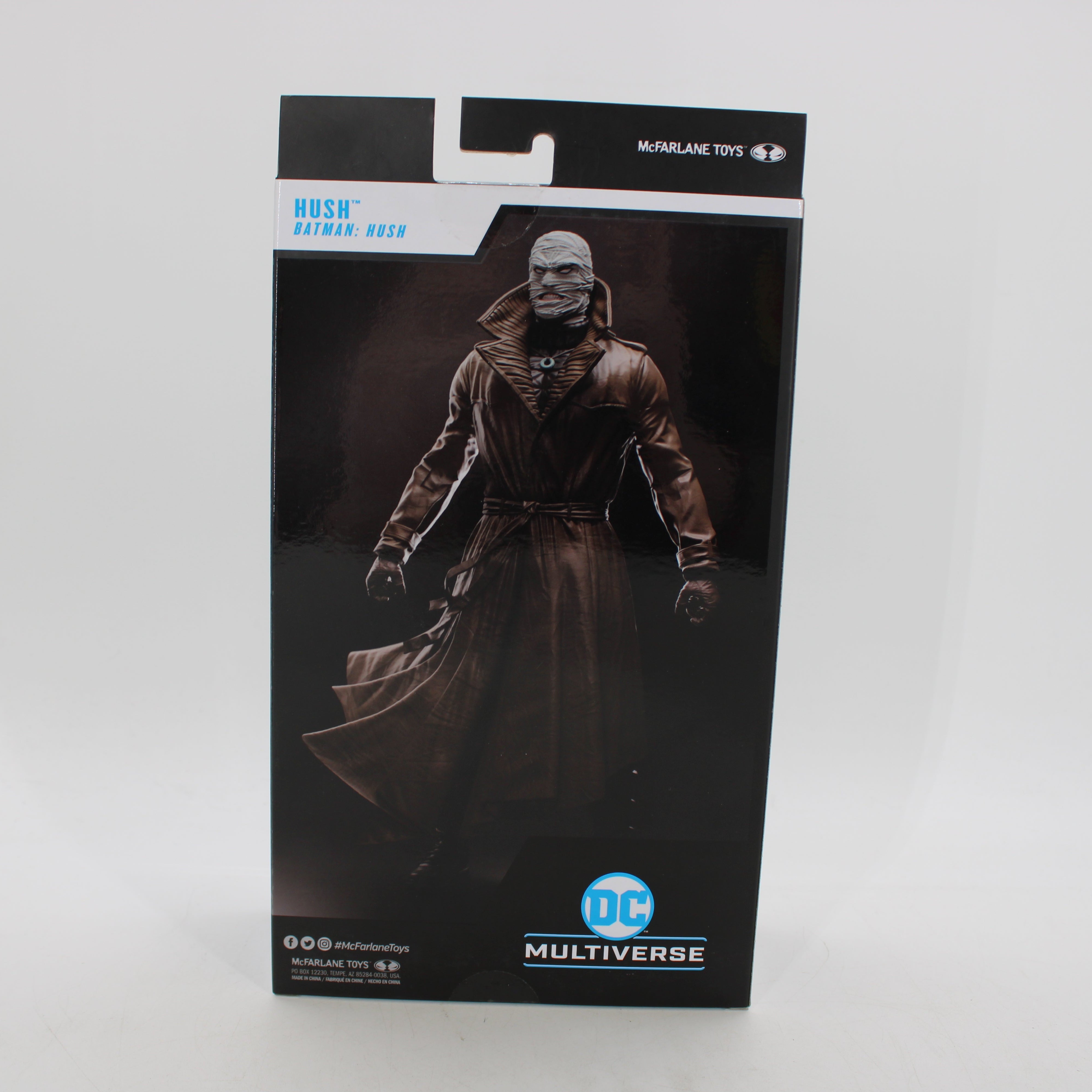 Hush DC Multiverse Batman: Hush Action Figure
