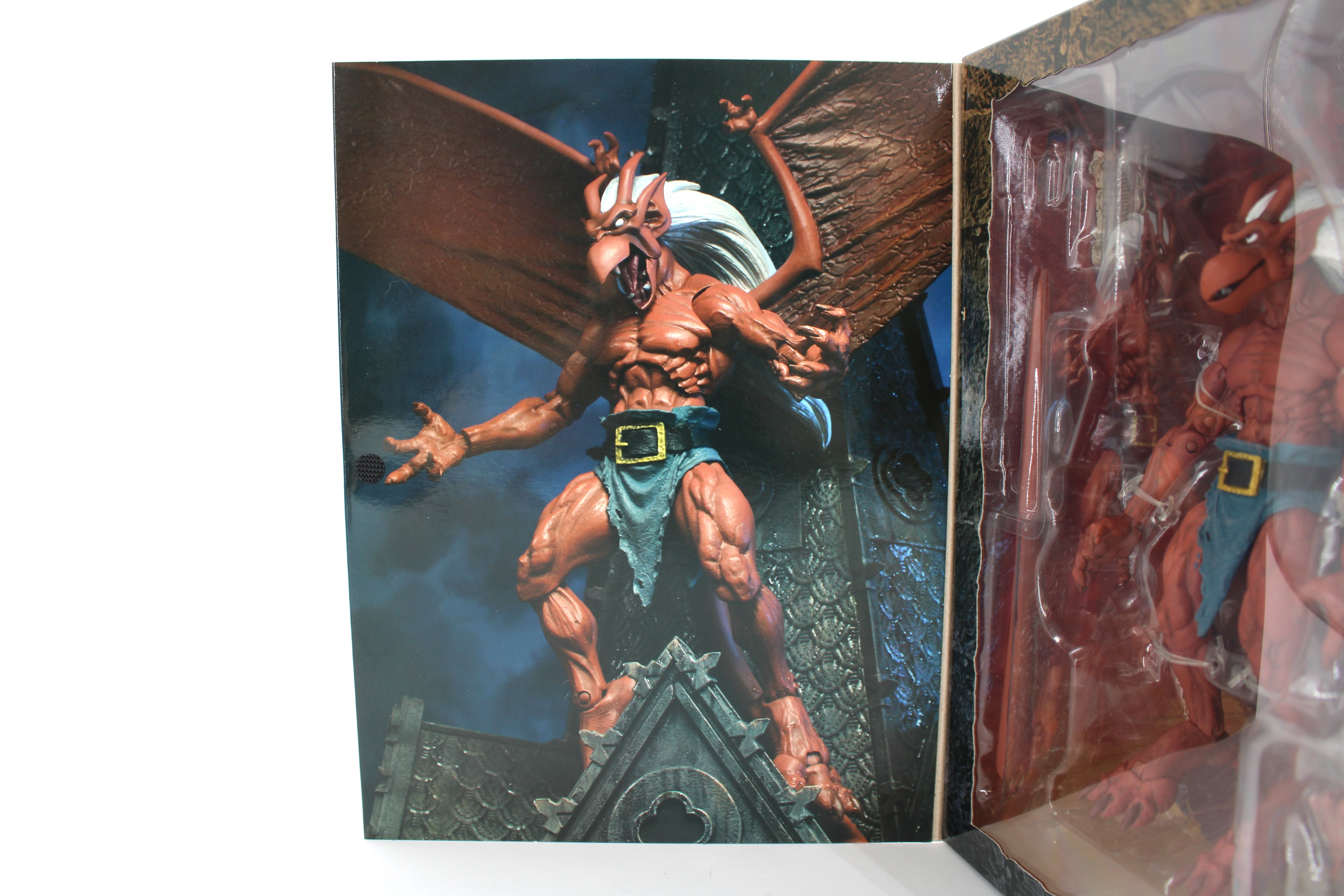 Disney's Gargoyles Ultimate Brooklyn Figure