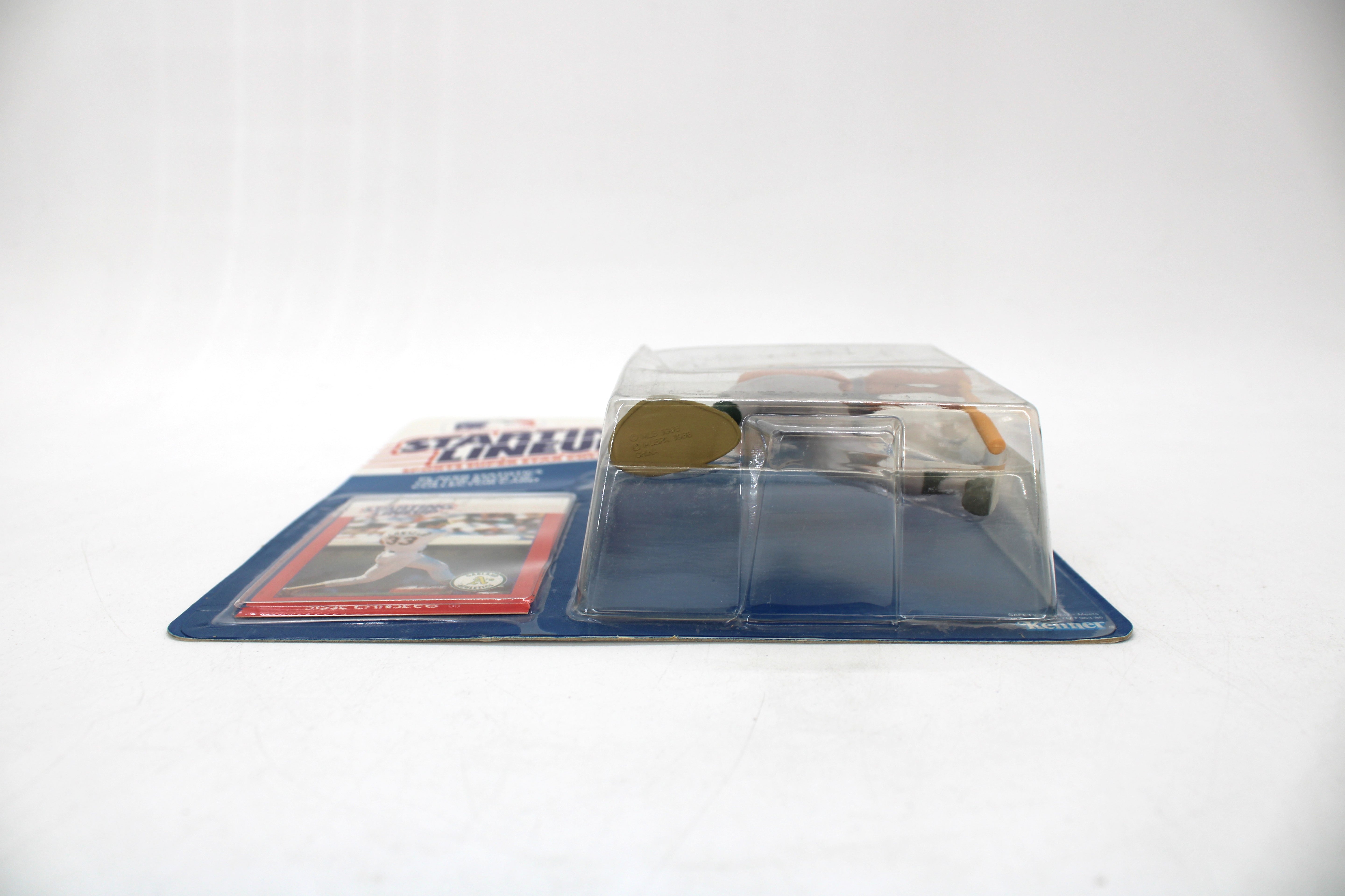Starting Lineup Jose Canseco Action Figure (1988 Kenner) - view 5