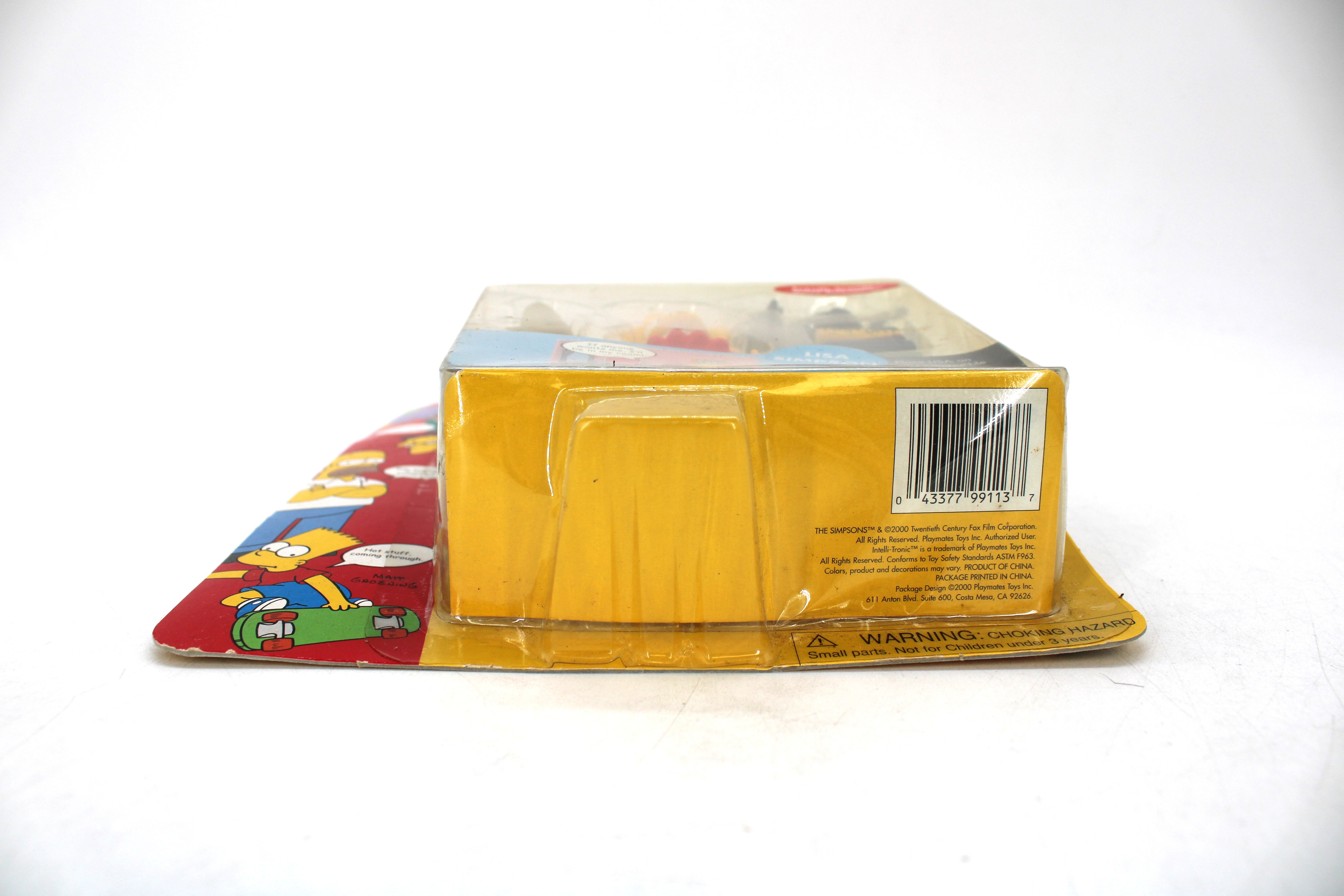 The Simpsons Lisa Simpson Action Figure (2000 Playmates Toys) - view 5