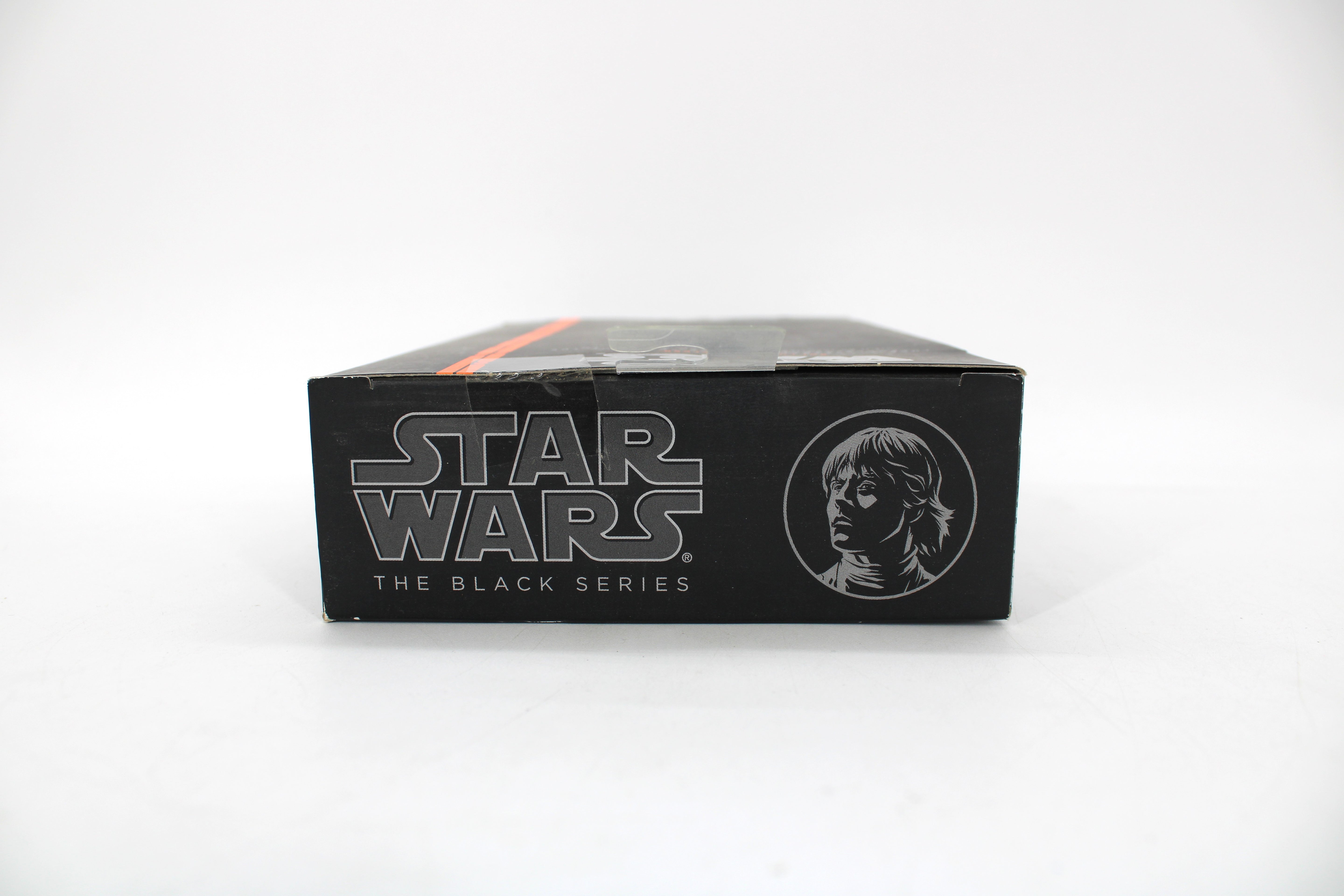 Luke Skywalker Star Wars The Black Series Action Figure (2013) - view 3