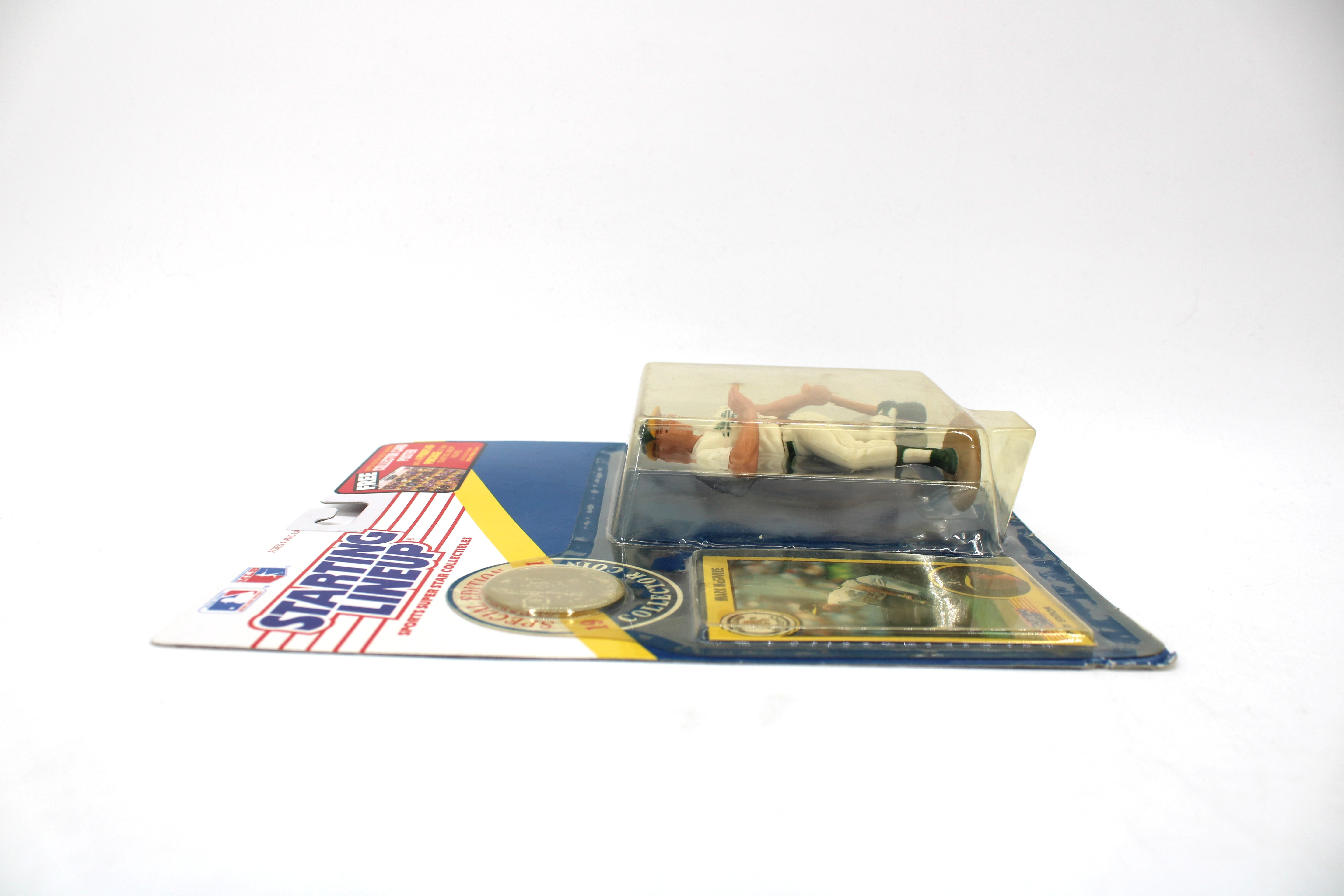 Starting Lineup Mark McGwire with Collector Coin Action Figure (1991 Kenner) - view 3