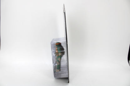 TMNT Michelangelo Page Punchers Action Figure (2025 McFarlane Toys) - view 4
