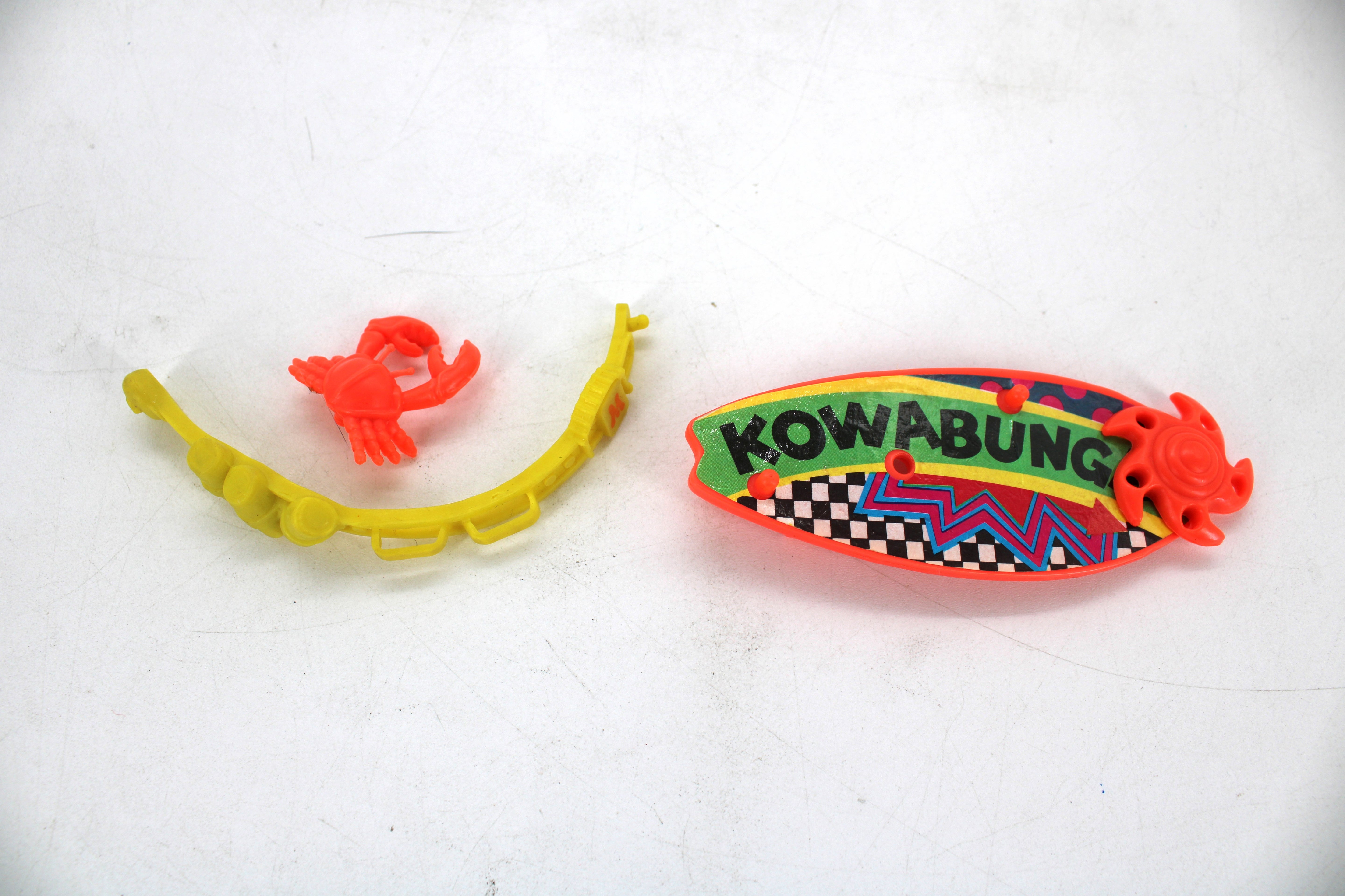 TMNT Sewer Surfin' Mike Action Figure (1990 Playmates Toys) - view 6