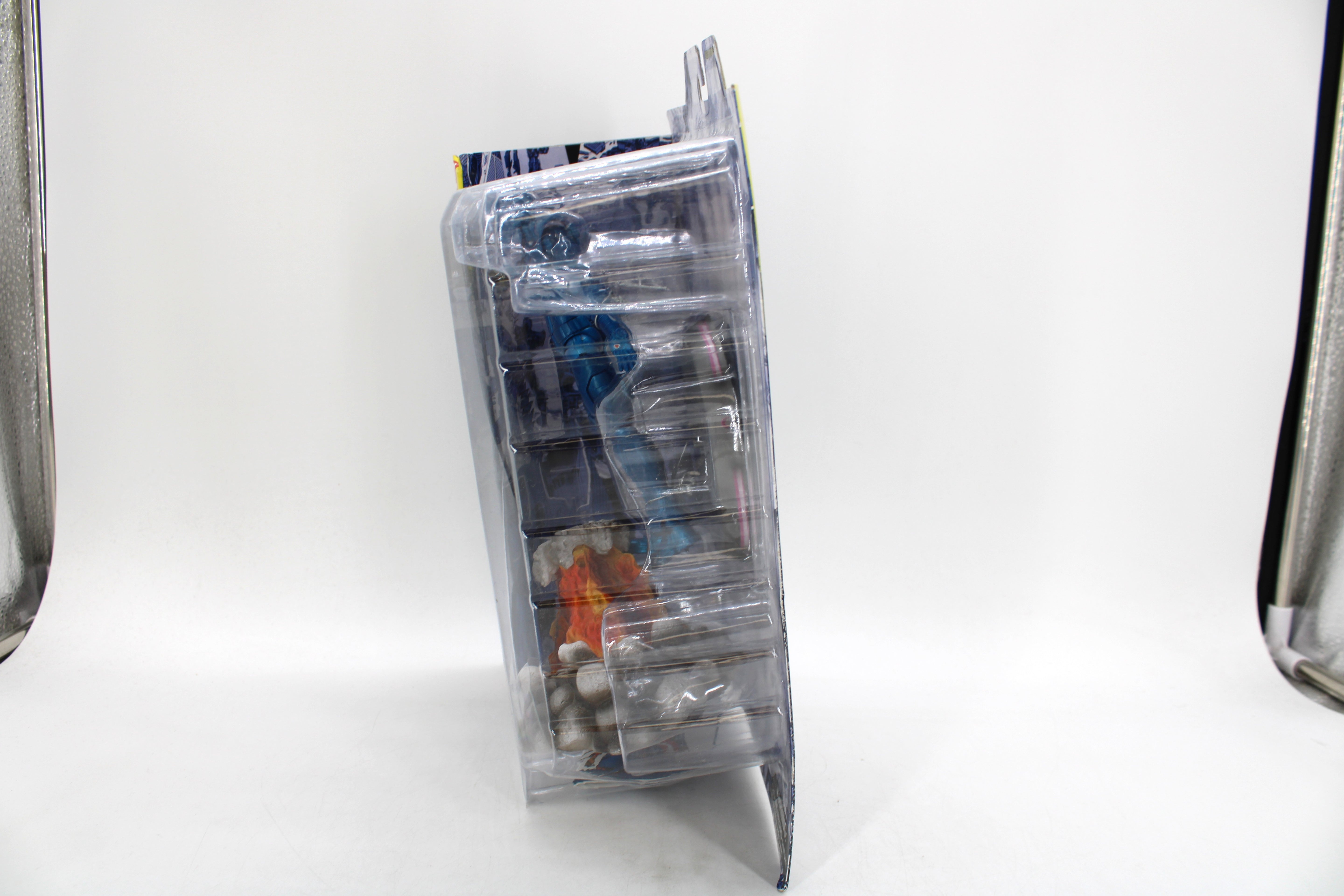 Marvel Select Stealth Iron Man Special Collector Edition Action Figure (2021 Diamond Select Toys) - view 4