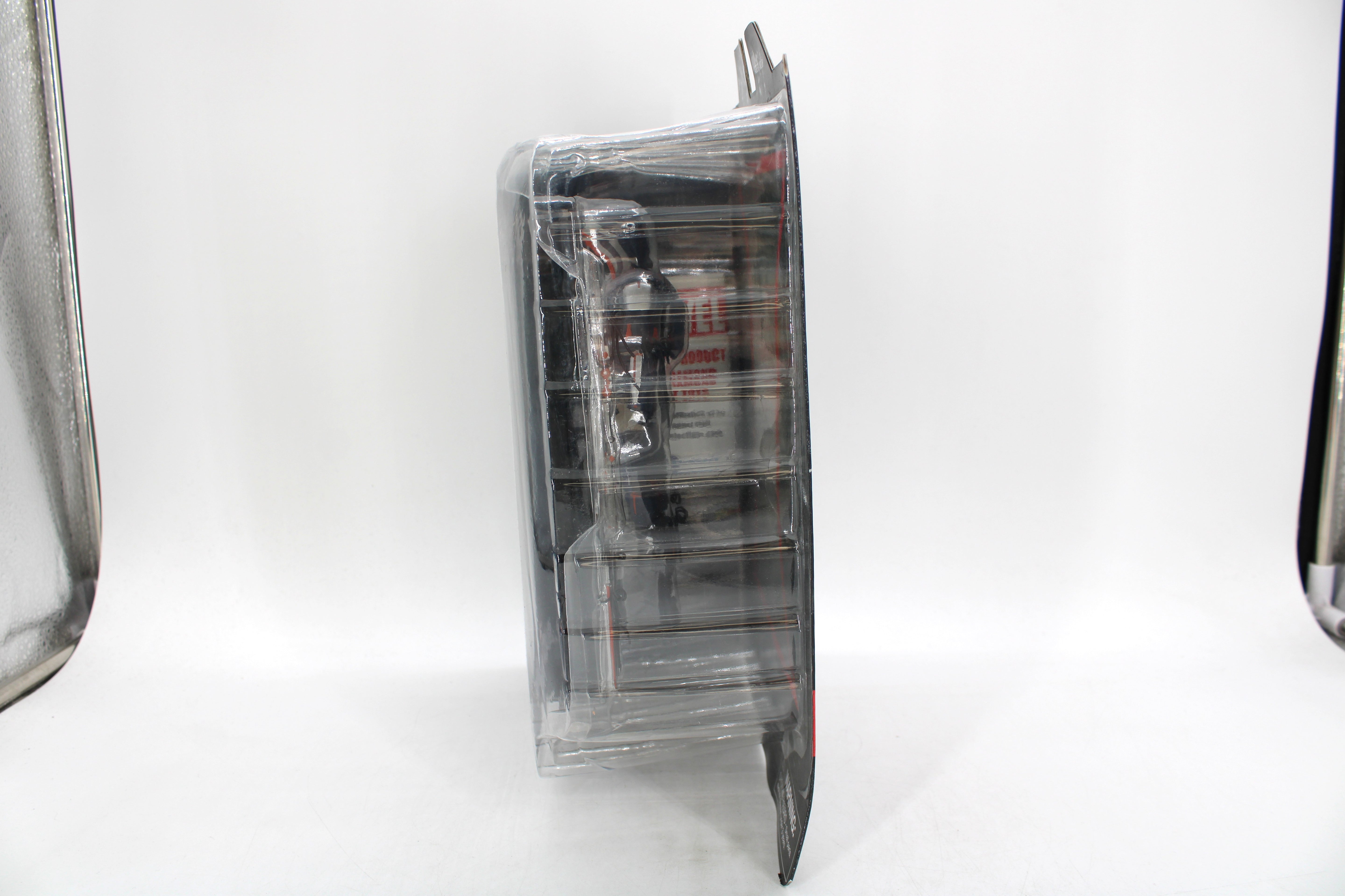 Marvel Select Taskmaster (MCU) Action Figure (2022 Diamond Select Toys) - view 4