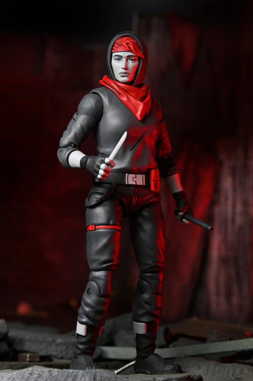 Teenage Mutant Ninja Turtles: The Last Ronin - The Lost Years April (Nightwatcher) Action Figure - view 6