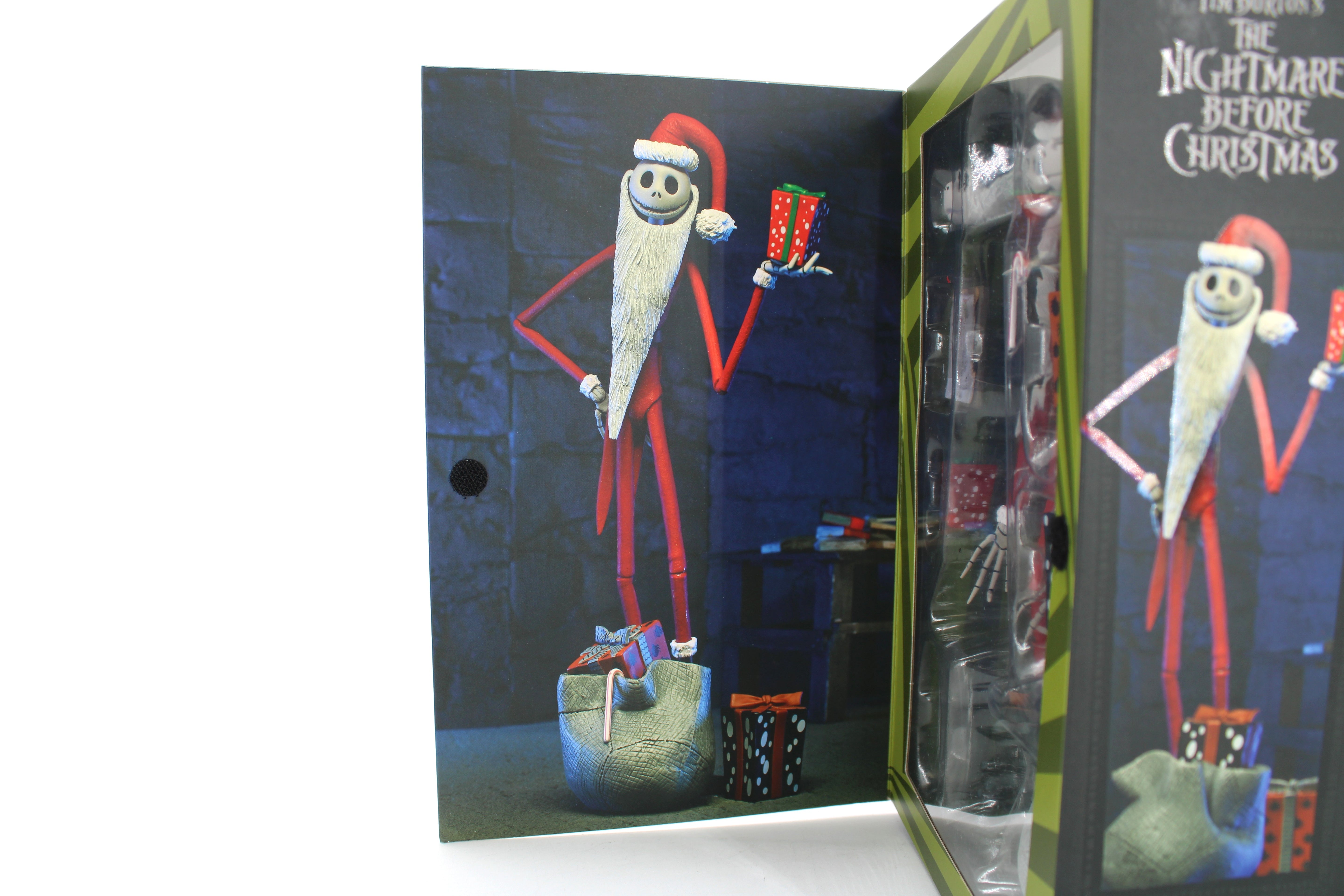 Tim Burton's The Nightmare Before Christmas Ultimate Santa Jack Action Figure (2025) - view 3