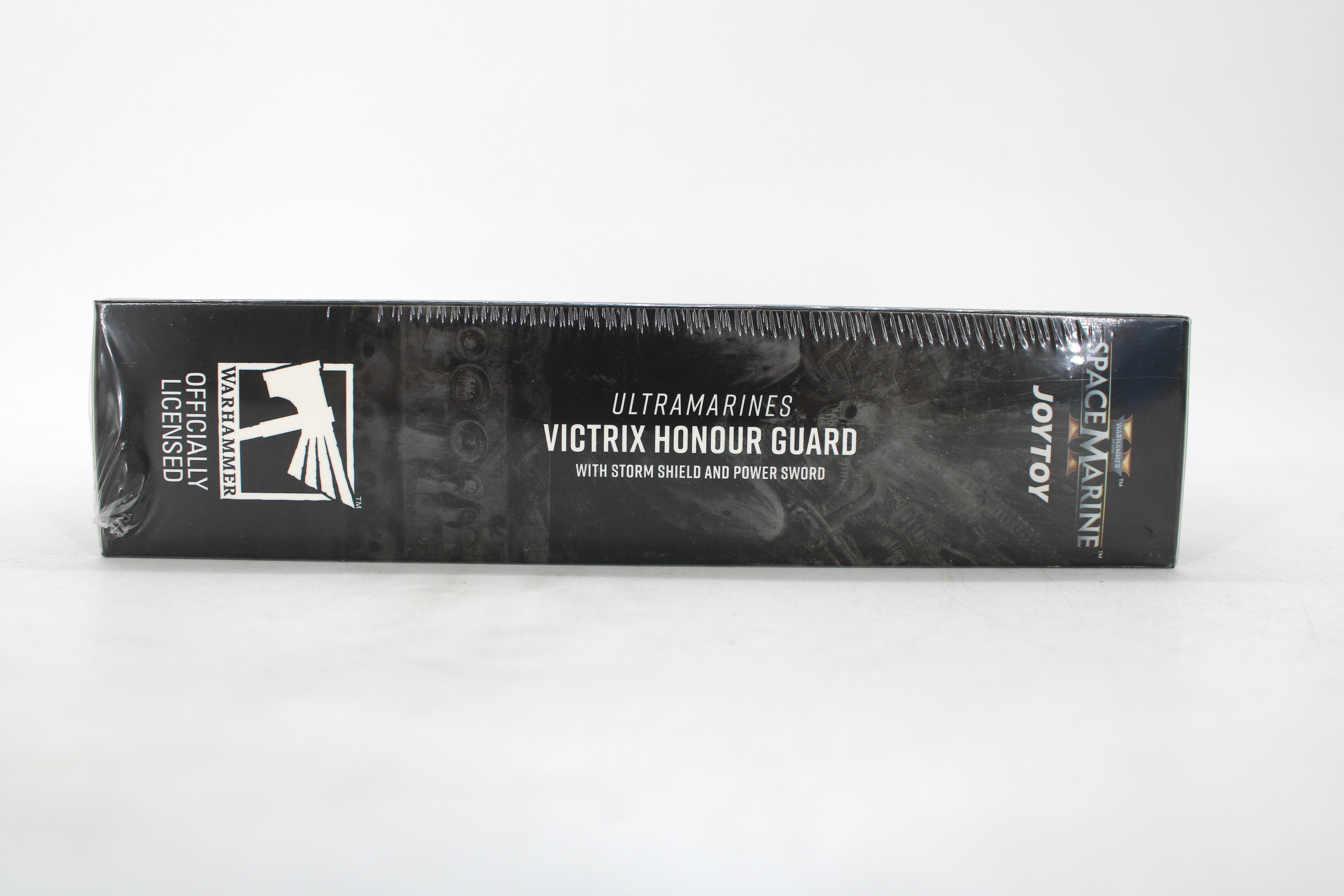 Warhammer 40k: Space Marine 2 Ultramarines Victrix Honour Guard Action Figure (2025 JOYTOY) - view 5