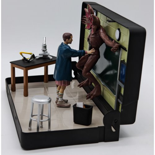 STRANGER THINGS イレブン vs デモゴルゴン VHS ジオラマ VHS Stars Stranger Things Eleven vs. Demogorgon Diorama Playset
