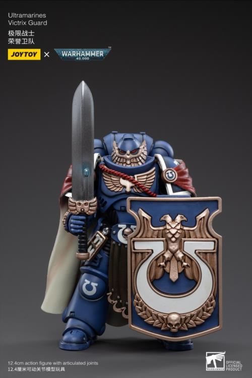 Warhammer 40K Ultramarines Victrix Guard 1/18 Scale Figure
