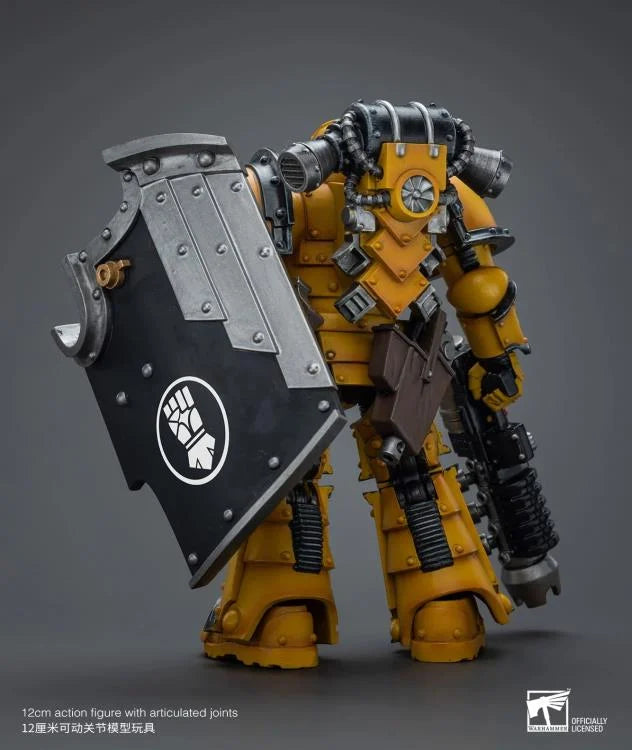 Warhammer: The Horus Heresy Imperial Fists Legion MkIII Breacher Squad Legion Breacher with Graviton Gun 1/18 Scale Action Figure
