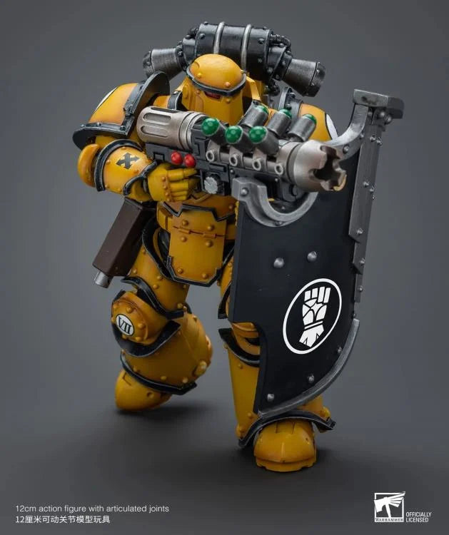 Warhammer: The Horus Heresy Imperial Fists Legion MkIII Breacher Squad Legion Breacher with Graviton Gun 1/18 Scale Action Figure