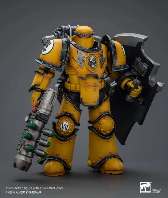 Warhammer: The Horus Heresy Imperial Fists Legion MkIII Breacher Squad Legion Breacher with Graviton Gun 1/18 Scale Action Figure