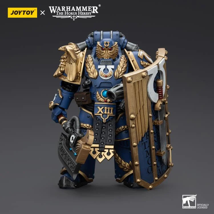 Warhammer: The Horus Heresy Ultramarines Invictarus Suzerain Squad Suzerain 2 1/18 Scale Action Figure