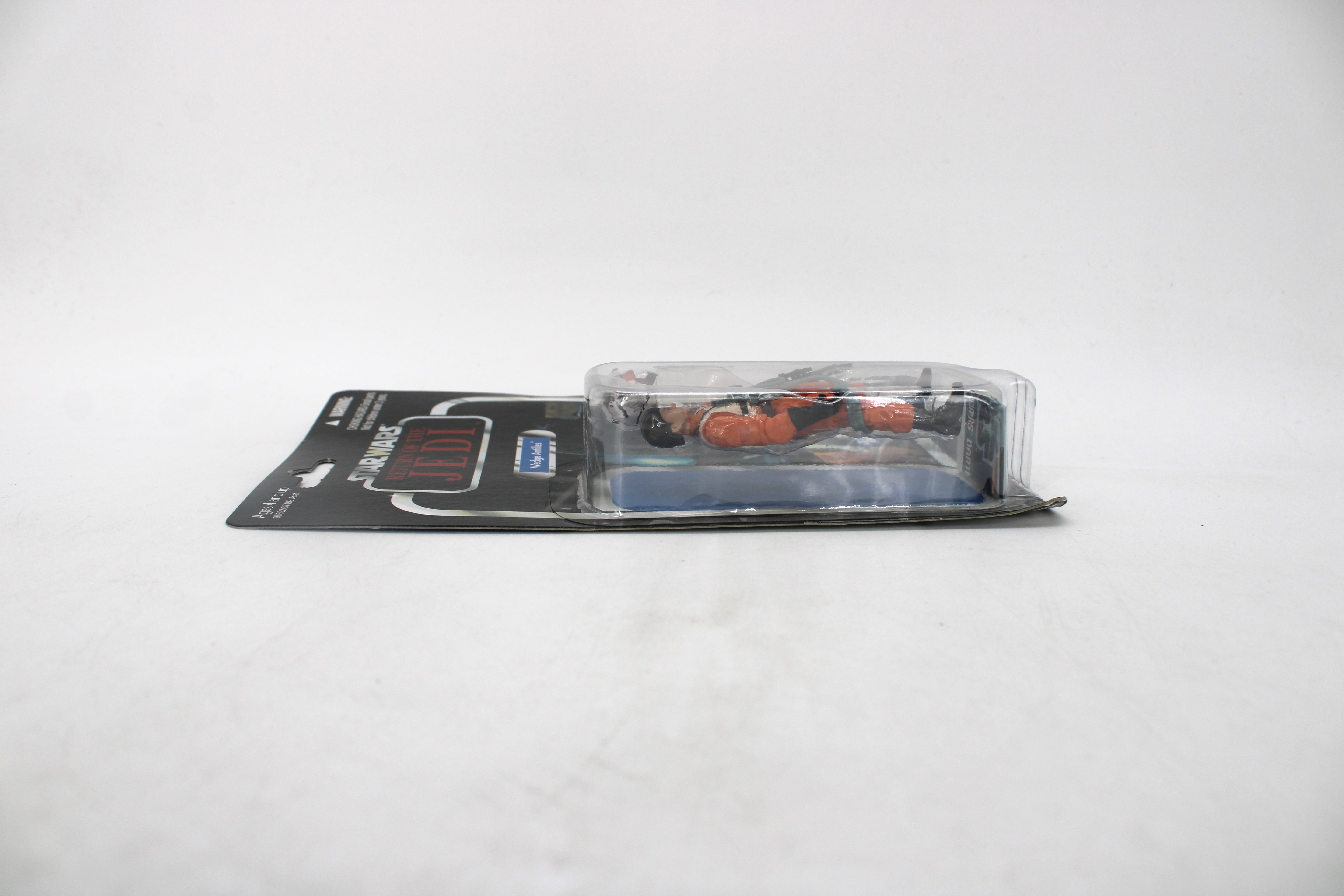 Star Wars The Vintage Collection Wedge Antilles Action Figure (2011) - view 3