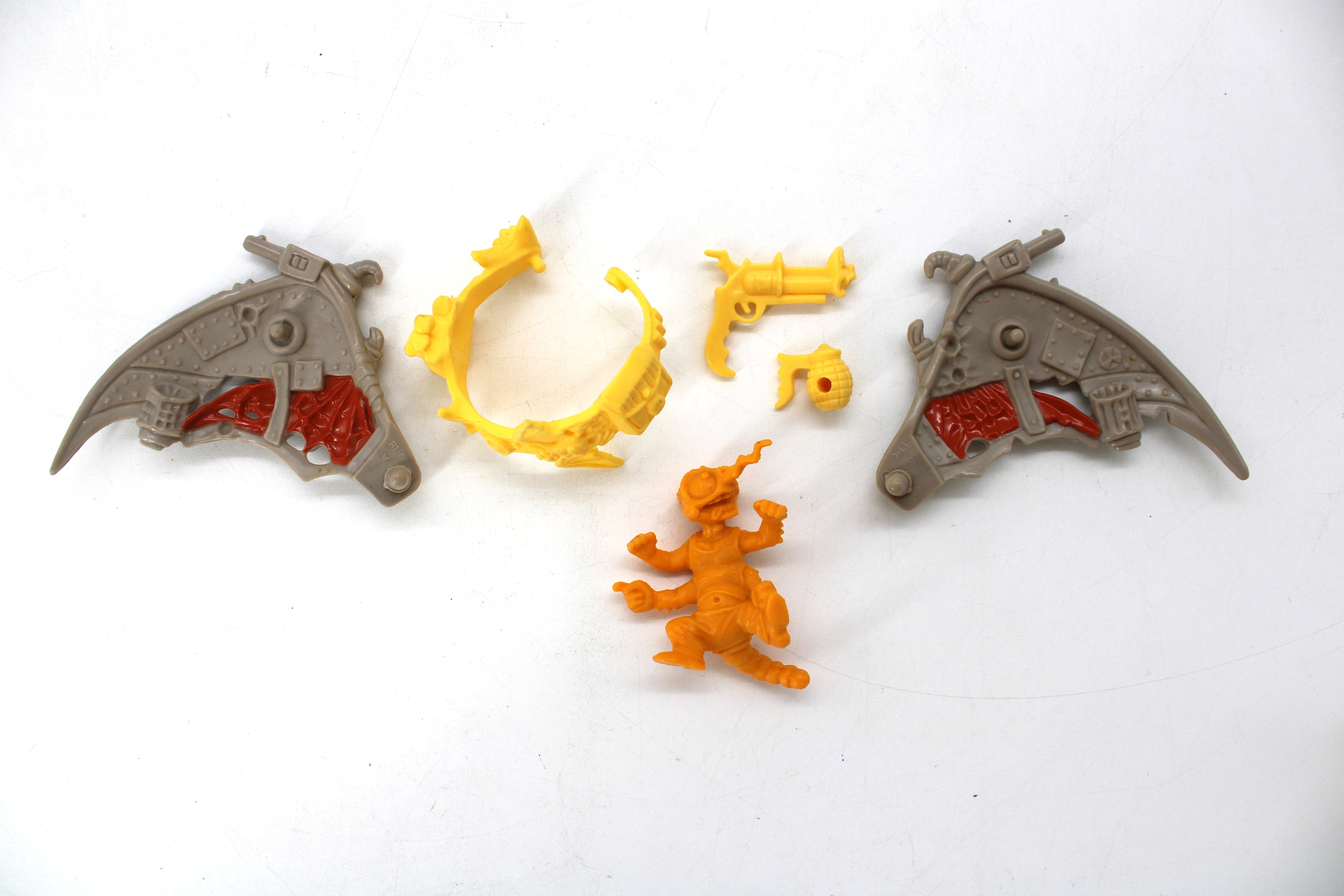 TMNT Wingnut Action Figure (1990 Playmates Toys) - view 6