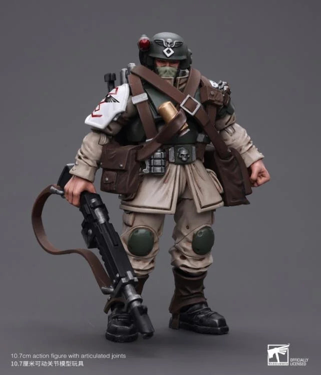 JOYTOY Warhammer 40k - Astra Militarum Cadian Command Squad Veteran with Medi-pack