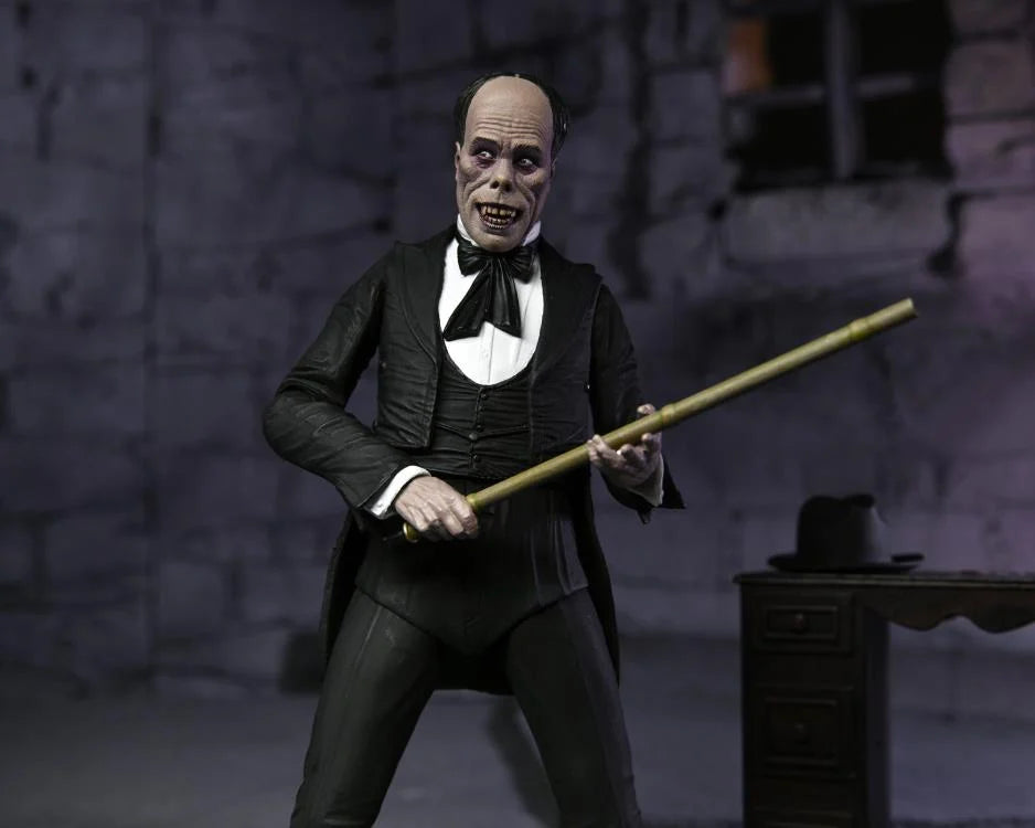 Universal Monsters Ultimate - The Phantom of the Opera Figure
