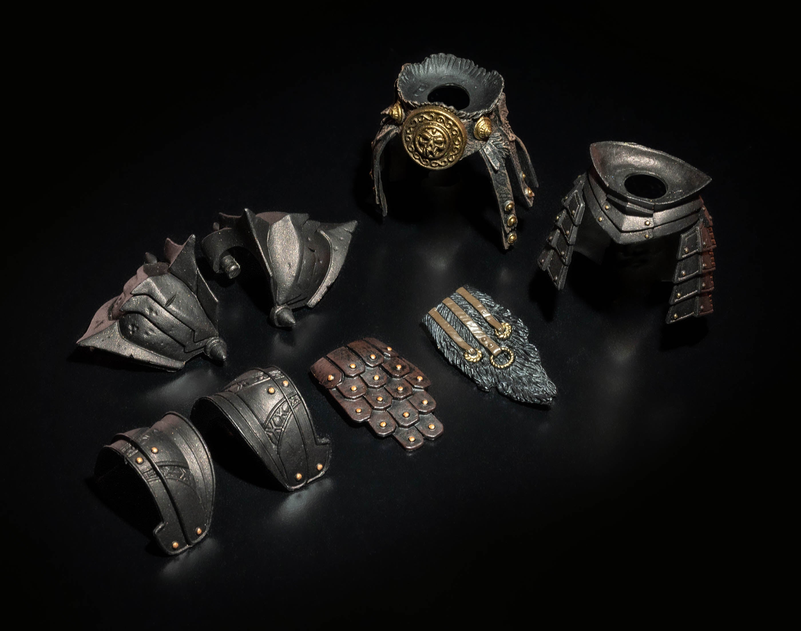 Mythic Legions: House of the Noble Bear - Deluxe Barbarian Builder Set