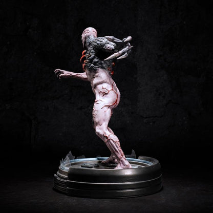 Resident Evil Tyrant T-002 - Limited Edition Statue