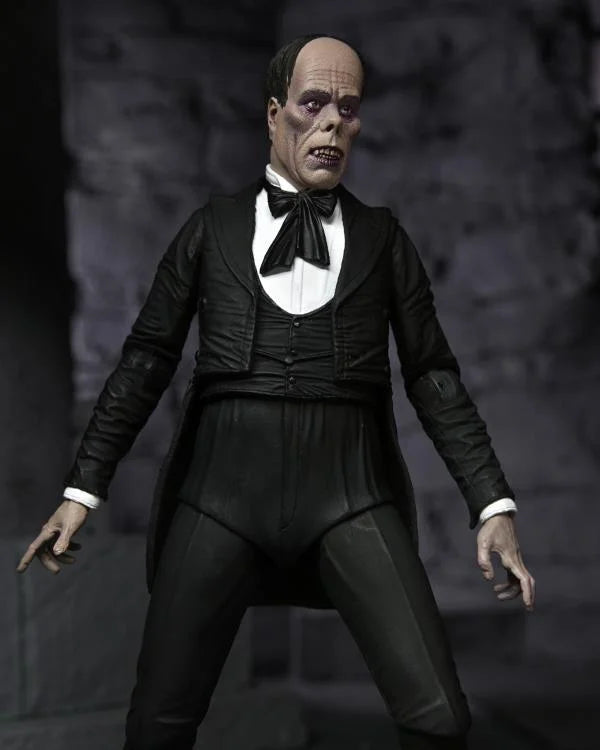 Universal Monsters Ultimate - The Phantom of the Opera Figure