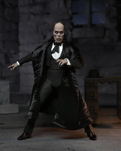 Universal Monsters Ultimate - The Phantom of the Opera Figure