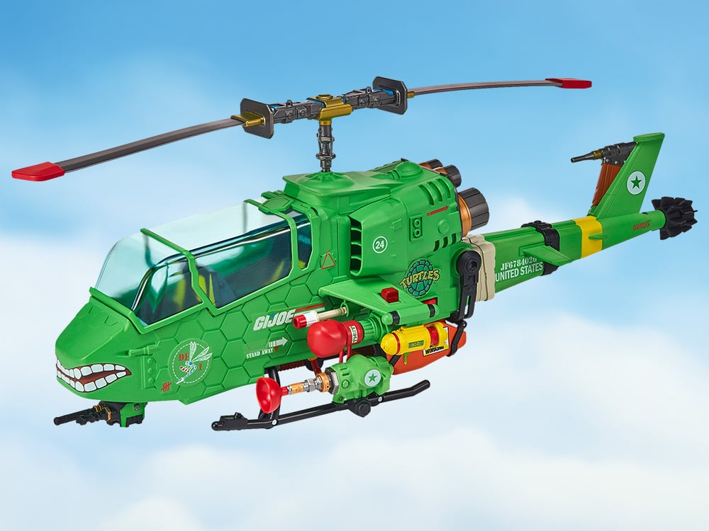 Turtle-Fly Copter TMNT x G.I. Joe 20.5-Inch Vehicle — Front View Against Sky Background