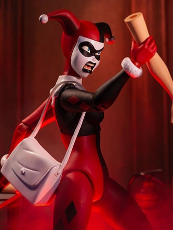 Harley Quinn Batman Animated Series 1/6 Scale Figure — Angry Pose Holding Mannequin Arm with Purse