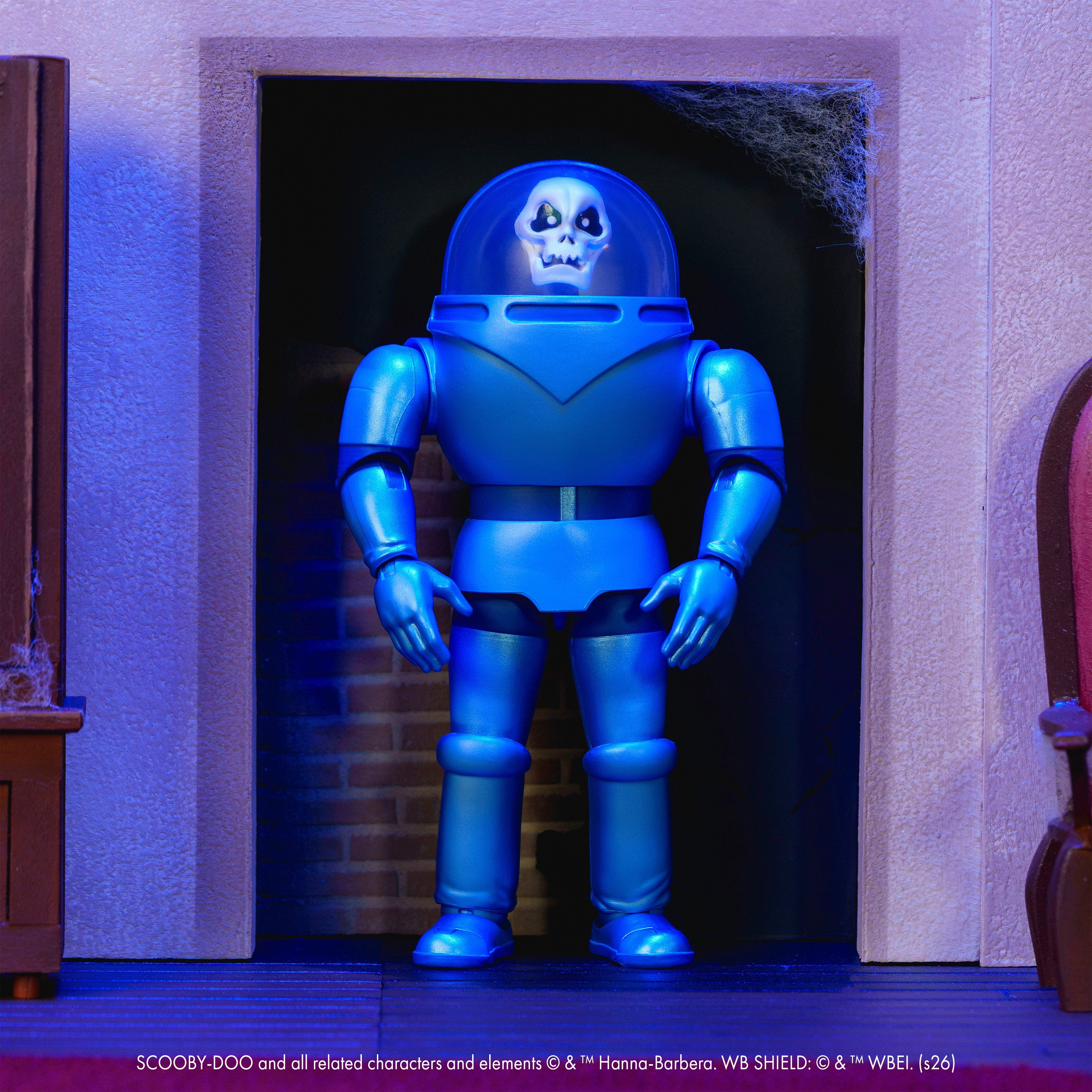 Space Kook Scooby-Doo 1/12 Scale Figure — Full Body Front View