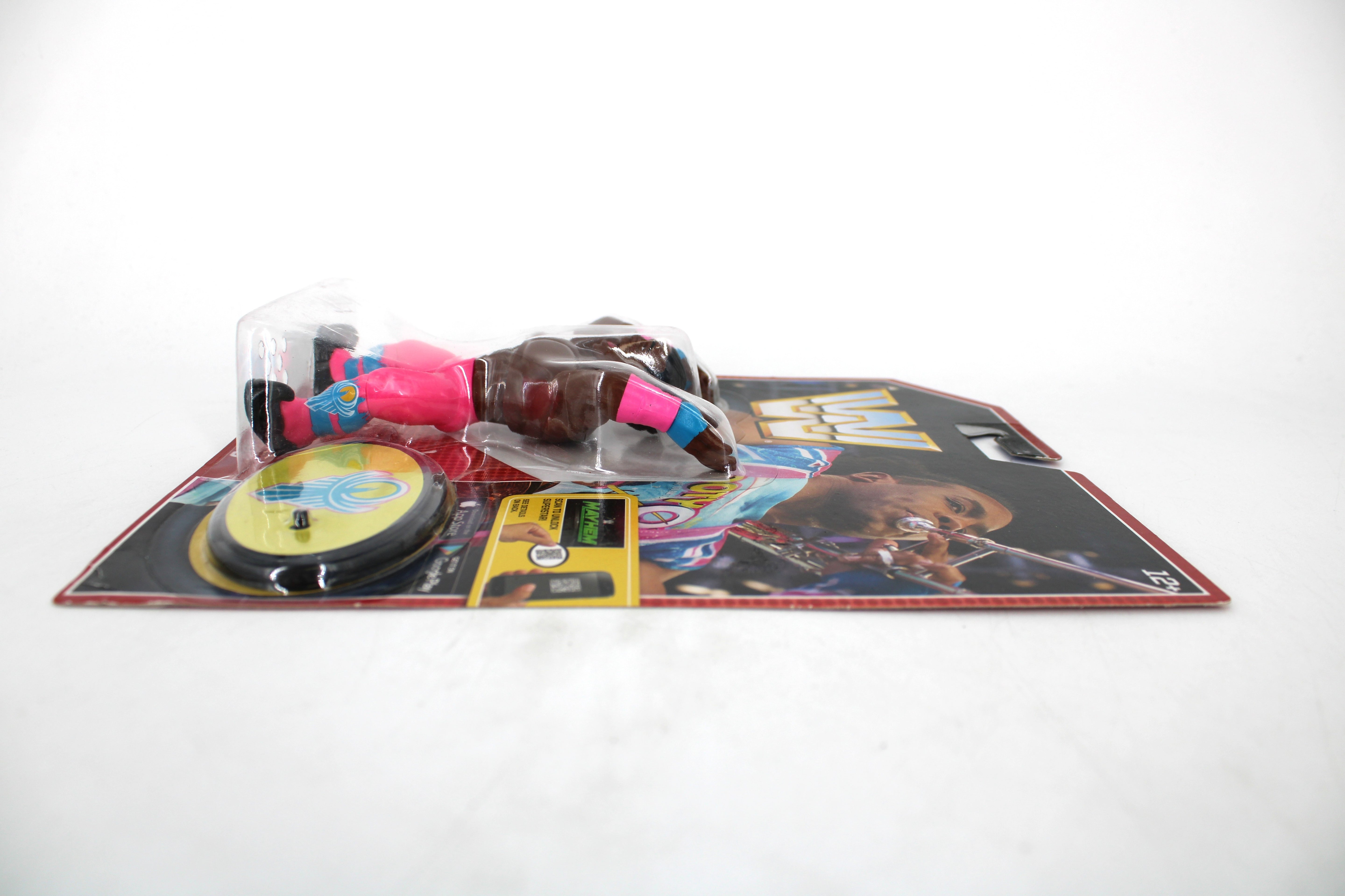 Xavier Woods WWE Retro App Series 2017 Carded Figure — Bubble Detail with Phoenix Spinner Accessory