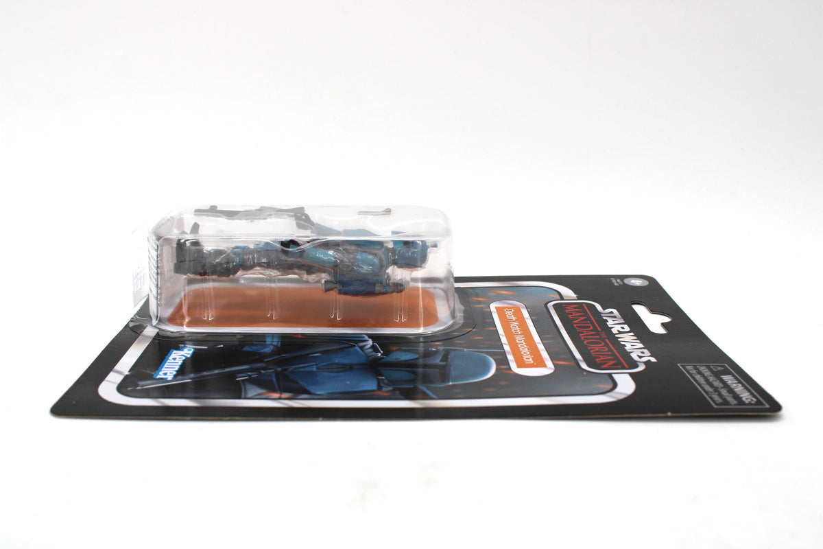 Death Watch Mandalorian Star Wars Vintage Collection VC219 — Side View Right