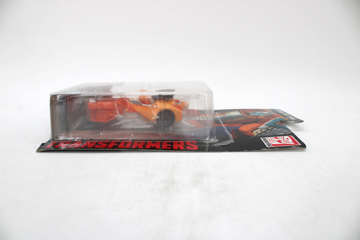 Autobot Wheelie Titans Return Legends Class Figure — Side View Right
