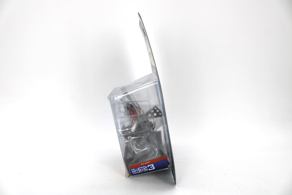 SK-Z38 Star Tours 2003 Hasbro Carded Figure — Bubble Detail Close-Up