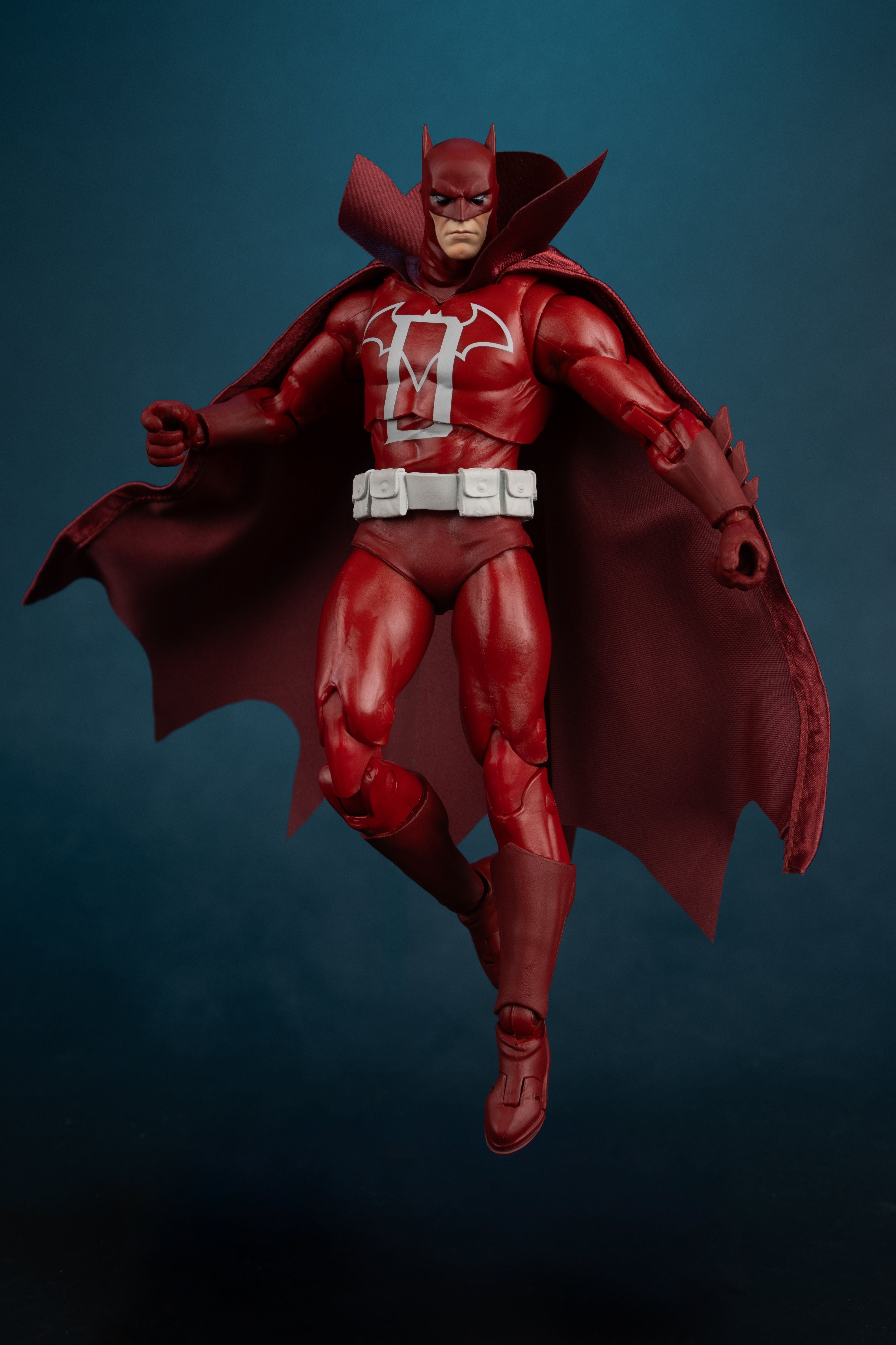 Batman Knight Terrors DC Multiverse 7-Inch Figure — Articulation Pose Mid-Flight Cape Fully Extended