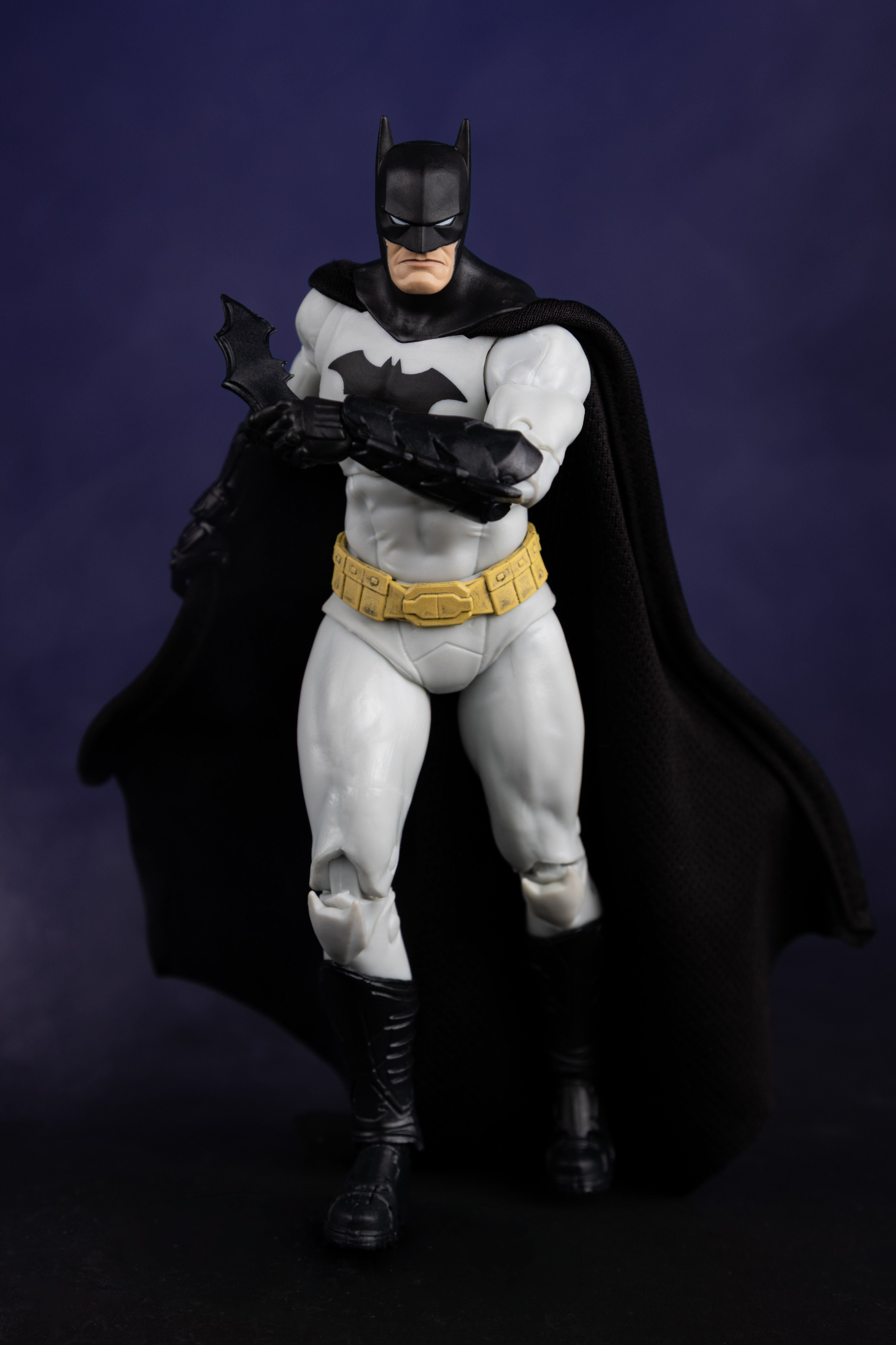 Batman New 52 DC Multiverse 7-Inch Figure — Front View Batarang in Hand
