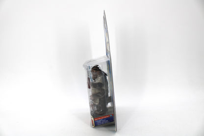 Dexter Jettster Star Wars AOTC 3.75-Inch Figure — Side View Accessories Panel Detail