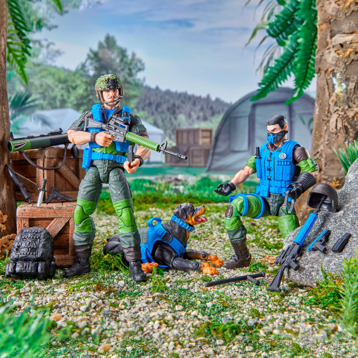 Mad Marauders Footloose Mutt Junkyard GI Joe Classified 6-Inch — Accessories Displayed Around Figures