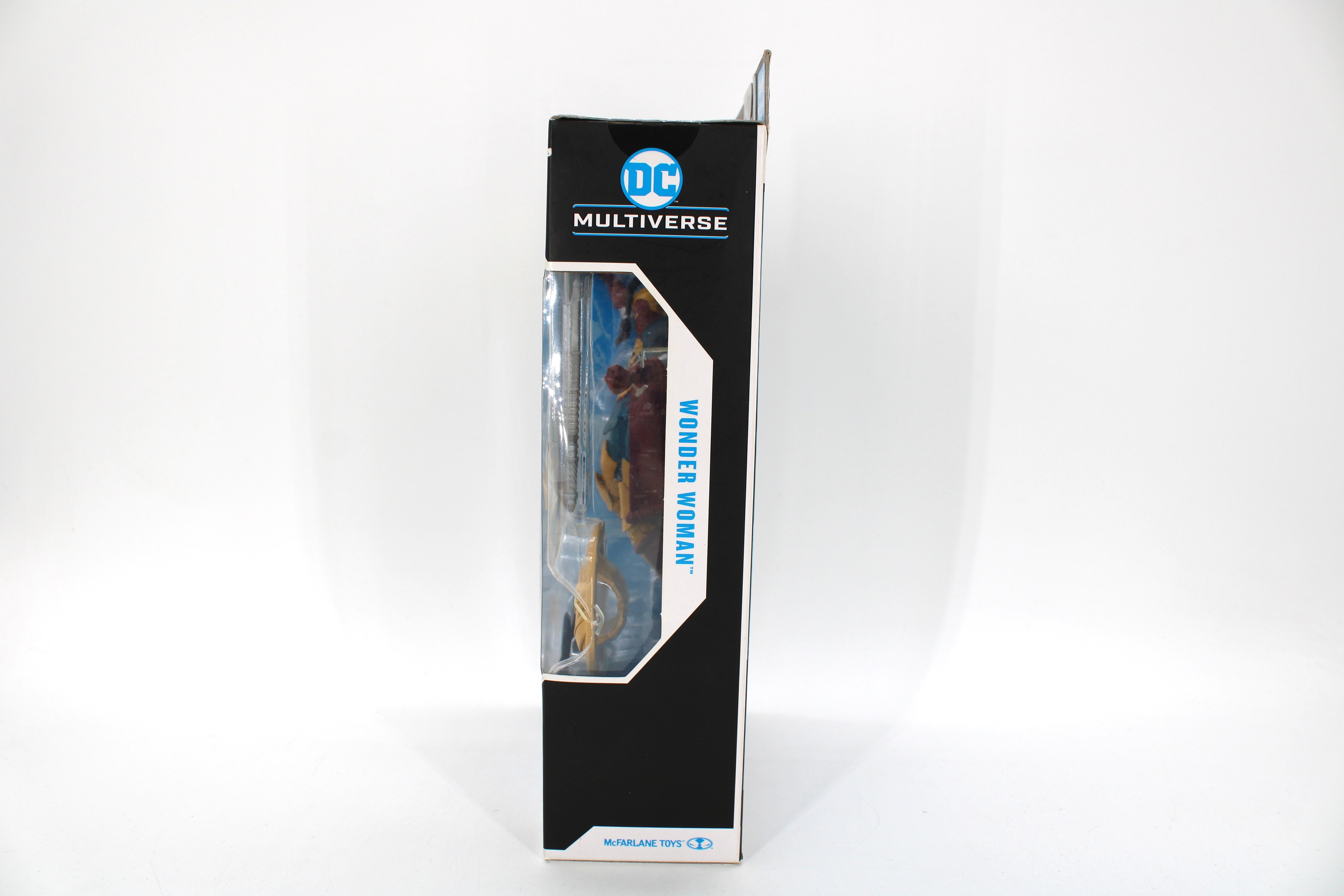 Wonder Woman DC Multiverse Gold Label Endless Winter Figure — Side View Showing Accessories Through Window