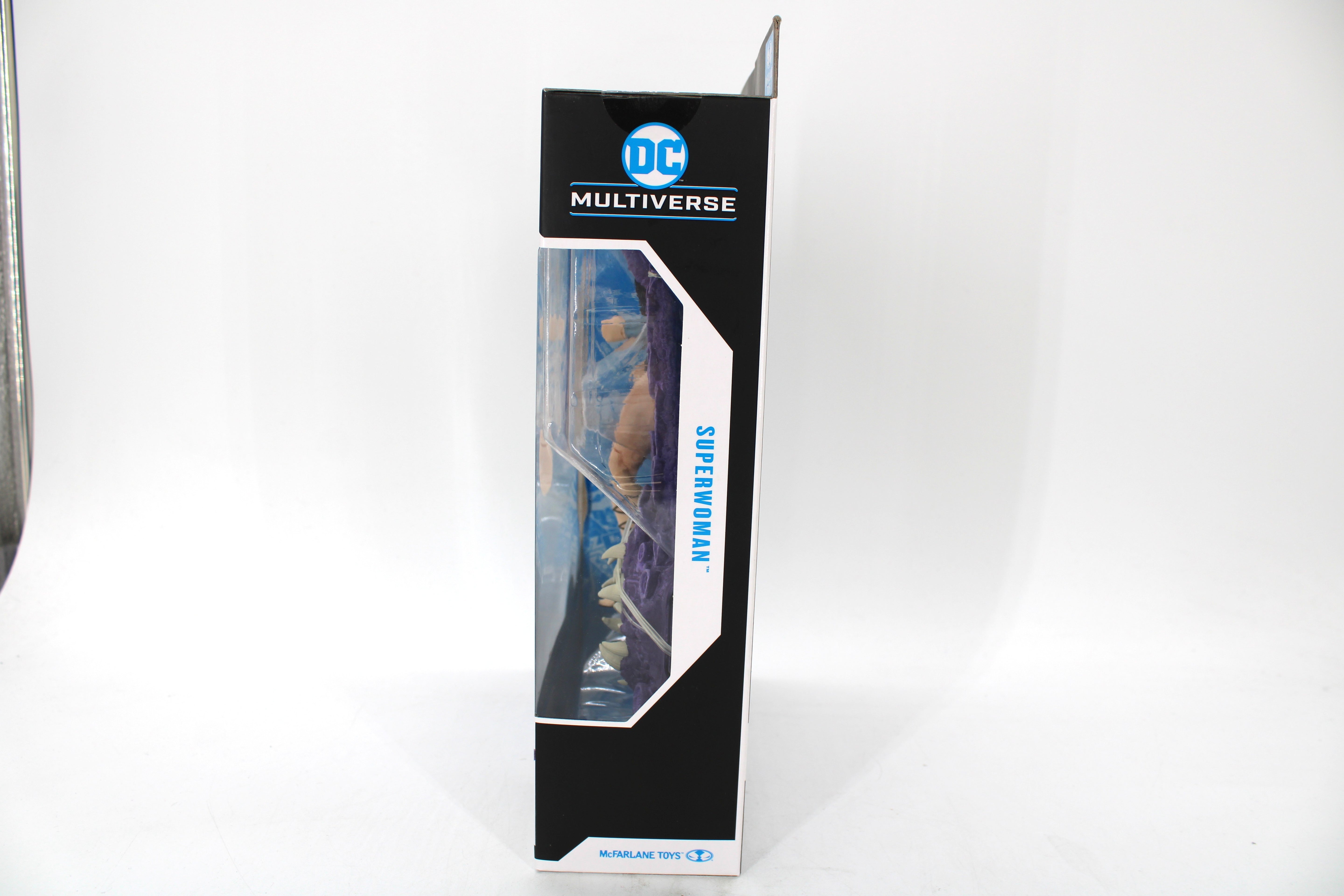 Superwoman Crime Syndicate DC Multiverse 2022 McFarlane — Opposite Side View Showing Window Detail