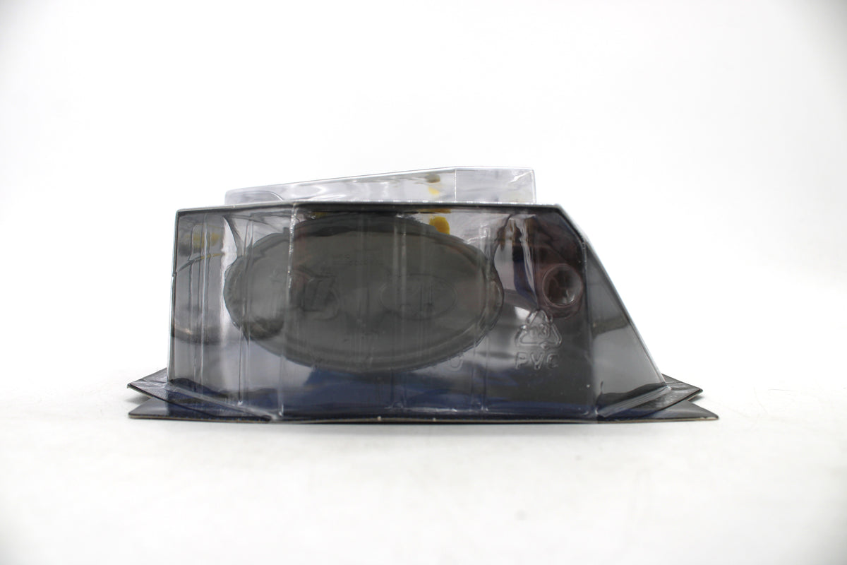 Batgirl DC Batman Legacy Edition Series 2 Figure — Bottom Clamshell Detail