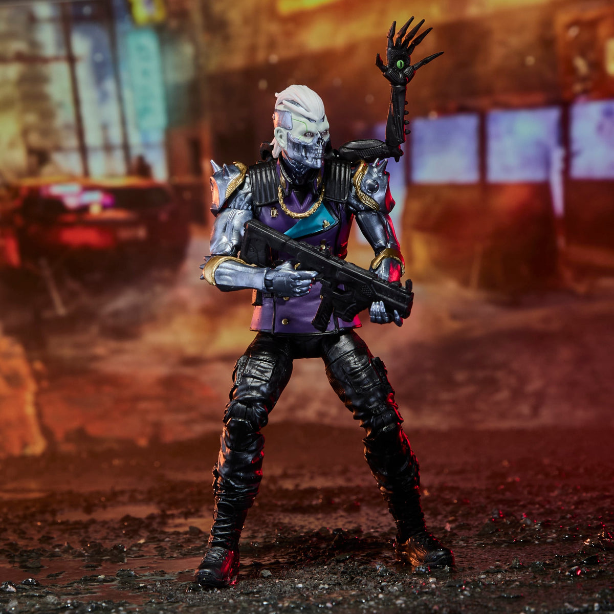 Axel Synapse Soma GI Joe Classified Series 6-Inch Figure — Side View Holding SMG with Claw Raised